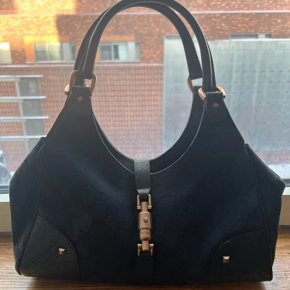 Gucci Black and Gold Shoulder Bag - Picture 2 of 6